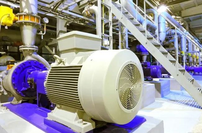 圖為西瑪電機剛剛交付給新疆客戶(hù)的高效電機使用照片